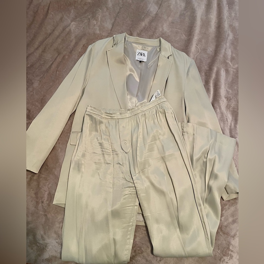 Zara Light Sage Green Two-Piece Blazer and Trousers Set